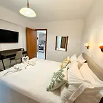 Aparthotel Dorothea - Self-catering