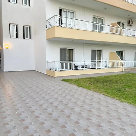 Dorothea - Self-catering アパートホテル Koskinou
