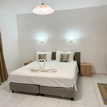 Dorothea - Self-catering