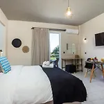 Ξενοδοχείο με διαμερίσματα Dorothea - Self-catering
