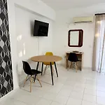 Dorothea - Self-catering Ξενοδοχείο με διαμερίσματα