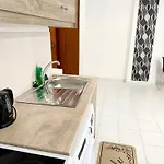 Ξενοδοχείο με διαμερίσματα Dorothea - Self-catering 3*