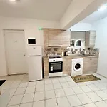 Ξενοδοχείο με διαμερίσματα Dorothea - Self-catering 3*